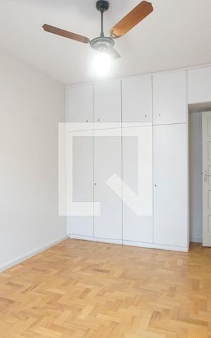 Casa à venda com 200m², 5 quartos e 4 vagasQuarto