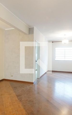 Casa à venda com 200m², 5 quartos e 4 vagasSala