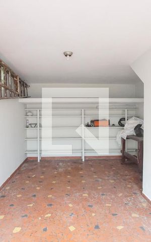 Casa à venda com 200m², 5 quartos e 4 vagasÁrea comum