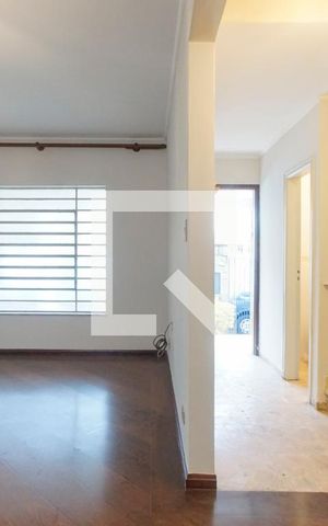 Casa à venda com 200m², 5 quartos e 4 vagasSala
