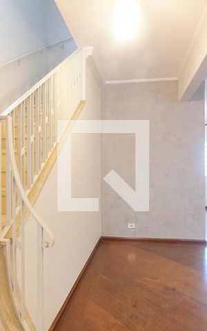 Casa à venda com 200m², 5 quartos e 4 vagasSala