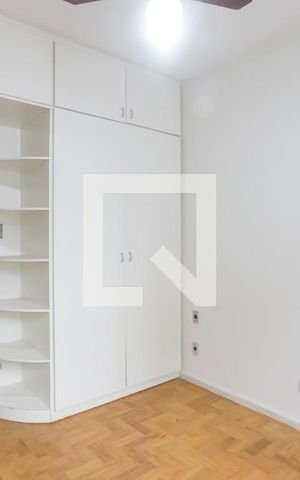 Casa à venda com 200m², 5 quartos e 4 vagasQuarto