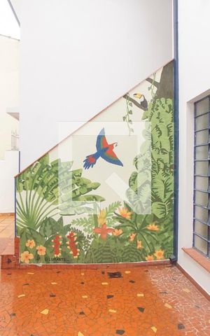Casa à venda com 200m², 5 quartos e 4 vagasÁrea comum