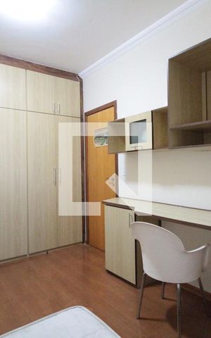 Apartamento à venda com 175m², 4 quartos e 3 vagasQuarto 2