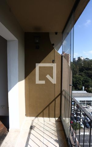 Apartamento para alugar com 80m², 3 quartos e 1 vaga Apartamento para alugar com 80m², 3 quartos e 1 vagaVaranda
