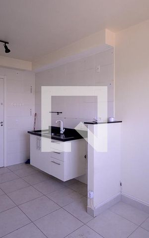 Apartamento à venda com 34m², 2 quartos e sem vaga Apartamento à venda com 34m², 2 quartos e sem vagaSala/Cozinha