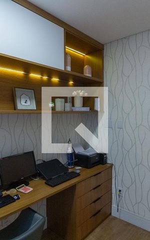 Casa à venda com 160m², 3 quartos e 2 vagasSuíte 2