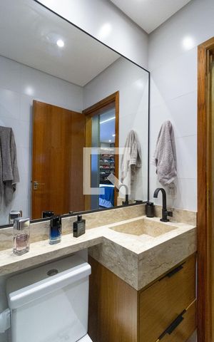 Casa à venda com 160m², 3 quartos e 2 vagasBanheiro da Suíte 3