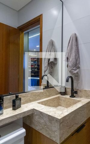 Casa à venda com 160m², 3 quartos e 2 vagasBanheiro da Suíte 3