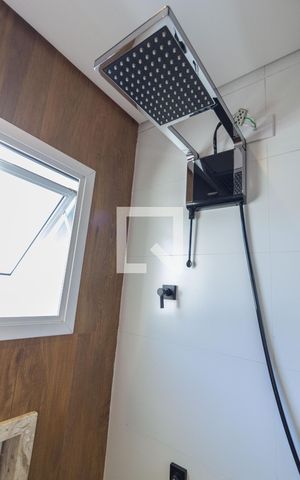 Casa à venda com 160m², 3 quartos e 2 vagasBanheiro da Suíte 1