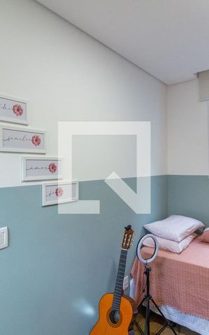 Casa à venda com 160m², 3 quartos e 2 vagasSuíte 2