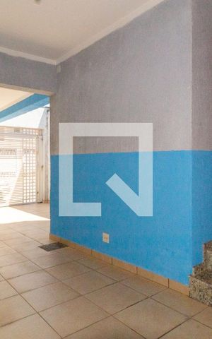 Casa à venda com 148m², 4 quartos e 3 vagas Casa à venda com 148m², 4 quartos e 3 vagasGaragem