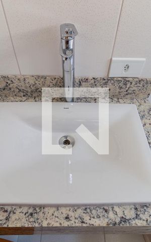 Casa à venda com 148m², 4 quartos e 3 vagas Casa à venda com 148m², 4 quartos e 3 vagasDetalhe - Suíte 2