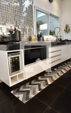 Casa para alugar com 459m², 3 quartos e 5 vagasÁrea de serviço 