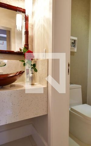 Casa para alugar com 459m², 3 quartos e 5 vagasLavabo