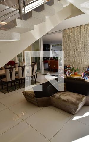 Casa para alugar com 459m², 3 quartos e 5 vagasSala 1