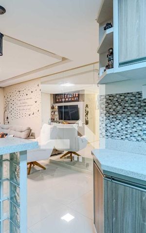 Apartamento à venda com 69m², 3 quartos e 1 vaga Apartamento à venda com 69m², 3 quartos e 1 vagaCozinha e Área de Serviço