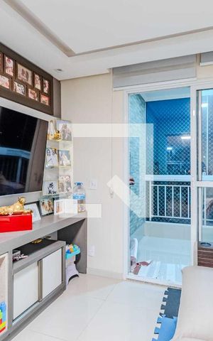 Apartamento à venda com 69m², 3 quartos e 1 vaga Apartamento à venda com 69m², 3 quartos e 1 vagaSala