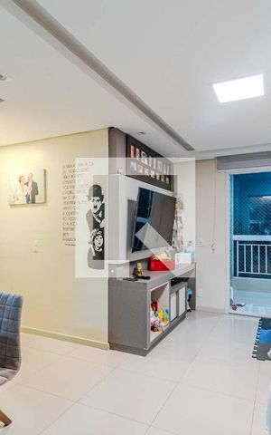 Apartamento à venda com 69m², 3 quartos e 1 vaga Apartamento à venda com 69m², 3 quartos e 1 vagaSala