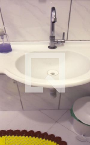 Casa à venda com 480m², 4 quartos e 2 vagasBanheiro da Suíte 1