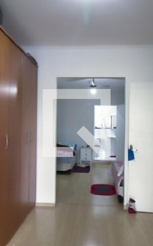 Casa à venda com 480m², 4 quartos e 2 vagasSuíte 2