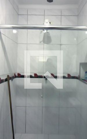 Casa à venda com 480m², 4 quartos e 2 vagasBanheiro da Suíte 2
