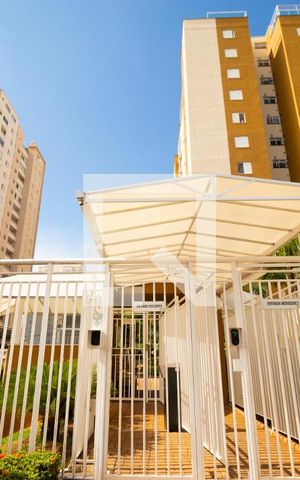 Apartamento para alugar com 108m², 2 quartos e 1 vaga Apartamento para alugar com 108m², 2 quartos e 1 vagaFachada