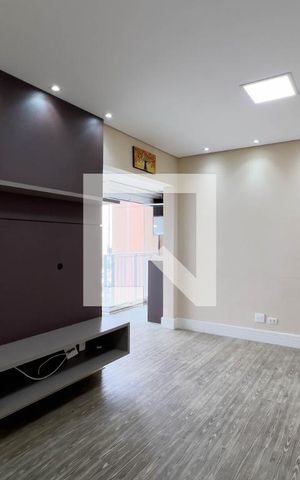 Apartamento à venda com 82m², 3 quartos e 2 vagas Apartamento à venda com 82m², 3 quartos e 2 vagasSala