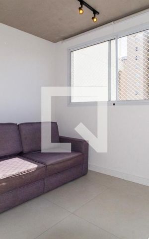 Apartamento à venda com 34m², 1 quarto e sem vagaSala