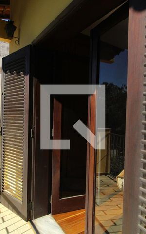 Casa à venda com 342m², 3 quartos e 7 vagasSuíte - Varanda