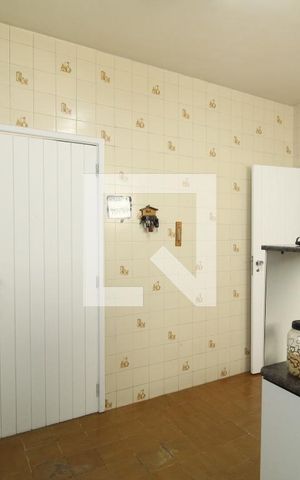 Casa à venda com 342m², 3 quartos e 7 vagasCozinha
