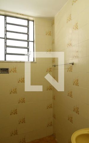 Casa à venda com 342m², 3 quartos e 7 vagasBanheiro da sala