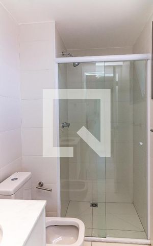 Apartamento à venda com 90m², 2 quartos e 1 vaga Apartamento à venda com 90m², 2 quartos e 1 vagaBanheiro da Suíte 1