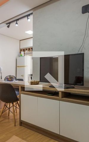 Apartamento à venda com 44m², 2 quartos e 1 vaga Apartamento à venda com 44m², 2 quartos e 1 vagaSala