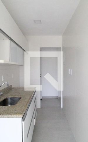 Apartamento à venda com 54m², 2 quartos e 1 vagaCozinha