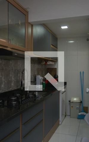 Casa para alugar com 100m², 3 quartos e 1 vagaCozinha - Armários