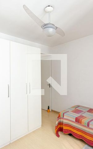 Apartamento à venda com 236m², 4 quartos e 3 vagas Apartamento à venda com 236m², 4 quartos e 3 vagasQuarto 2