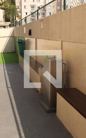 Apartamento para alugar com 55m², 3 quartos e 1 vagaÁrea comum