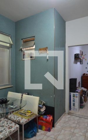 Casa à venda com 110m², 4 quartos e 1 vagaCopa