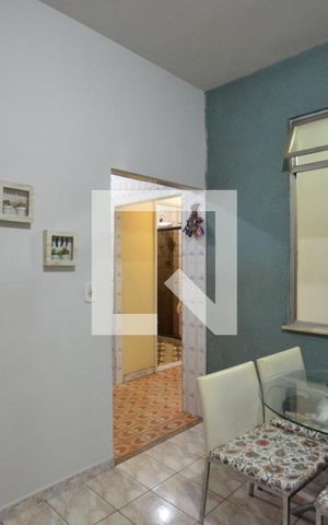 Casa à venda com 110m², 4 quartos e 1 vagaCopa
