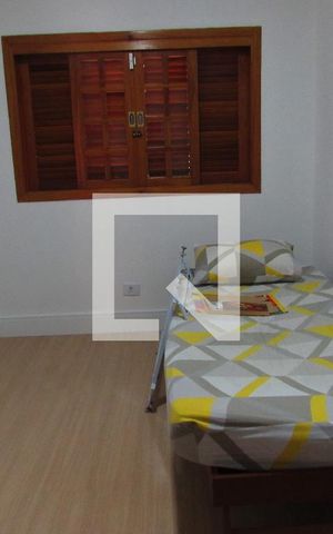 Casa para alugar com 187m², 4 quartos e 2 vagasQuarto 1