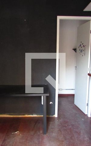 Casa para alugar com 187m², 4 quartos e 2 vagasEscritório