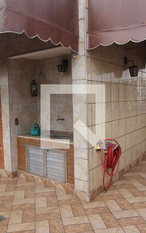 Apartamento à venda com 140m², 3 quartos e 1 vaga Apartamento à venda com 140m², 3 quartos e 1 vagaTerraço