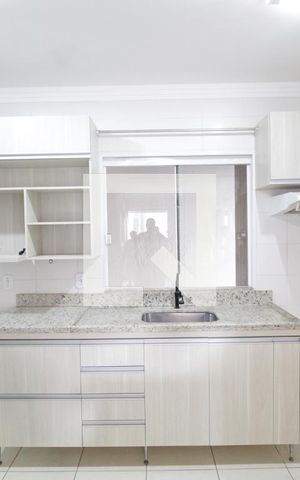 Casa para alugar com 70m², 2 quartos e 2 vagasCozinha