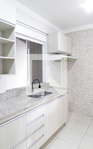Casa para alugar com 70m², 2 quartos e 2 vagasCozinha