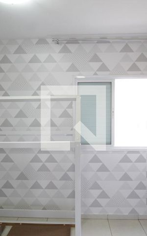 Casa para alugar com 70m², 2 quartos e 2 vagasQuarto 1
