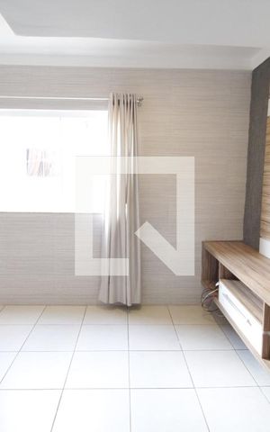 Casa para alugar com 70m², 2 quartos e 2 vagasSala