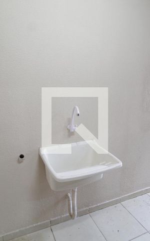 Casa para alugar com 70m², 2 quartos e 2 vagasÁrea de Serviço