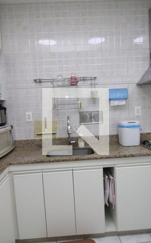 Apartamento à venda com 86m², 2 quartos e 1 vagaCozinha