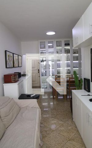 Apartamento à venda com 86m², 2 quartos e 1 vagaSala